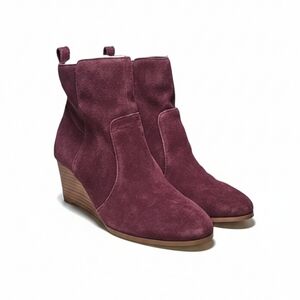 NWOT Violet & Red JayJay Wedge Ankle Booties 9 Burgundy Suede Leather Game Day